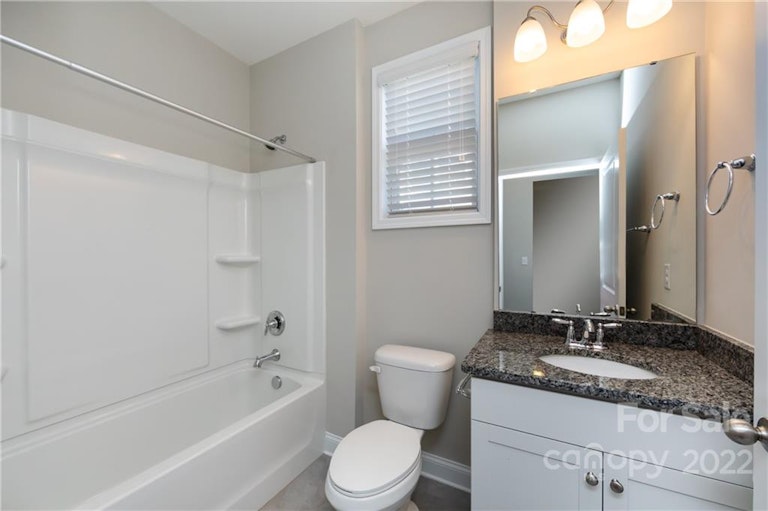 Photo 24 of 48 - 1029 Eddisbury Cv, Waxhaw, NC 28173
