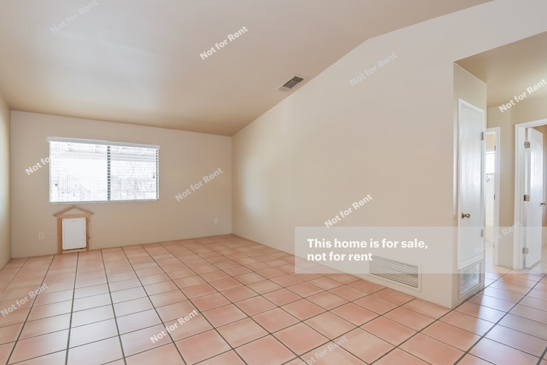 Photo 11 of 27 - 2757 W Firebrook Rd, Tucson, AZ 85741