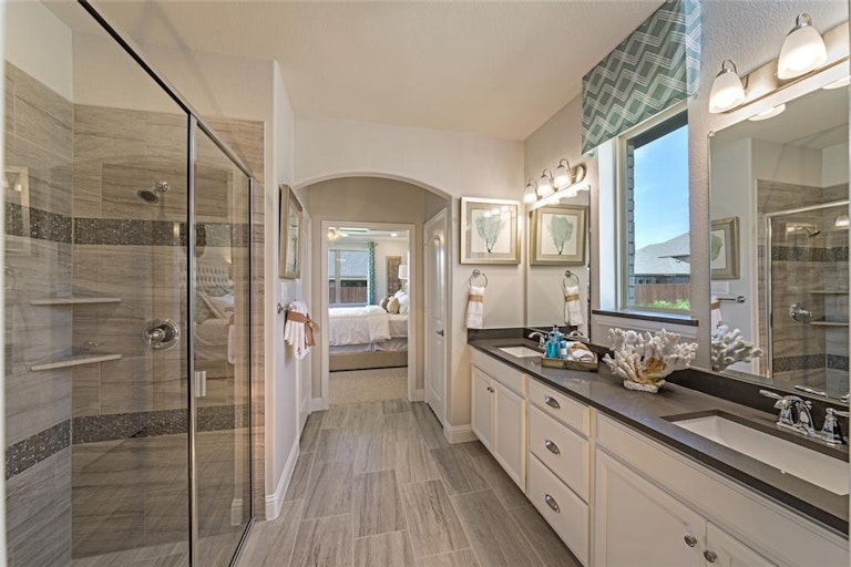 Photo 6 of 13 - 530 Royal Pine Dr, Rockwall, TX 75087