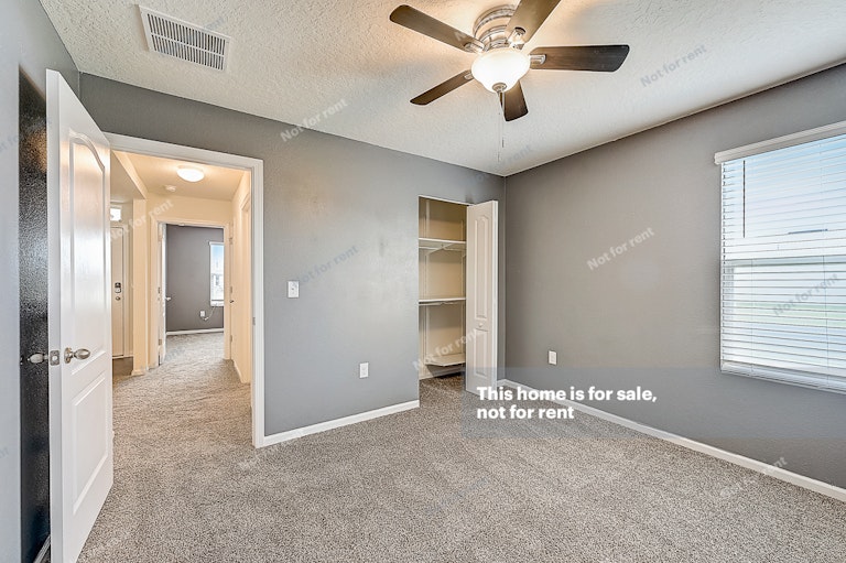 Photo 19 of 34 - 2467 Cold Stream Ln, Green Cove Springs, FL 32043