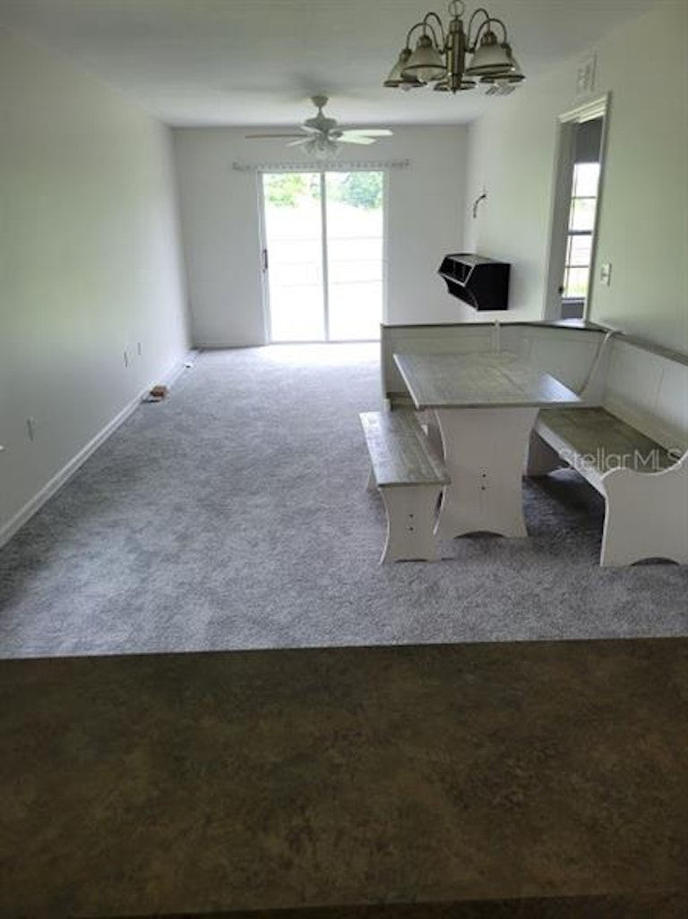 Photo 6 of 12 - 2506 1st Dr E, Palmetto, FL 34221
