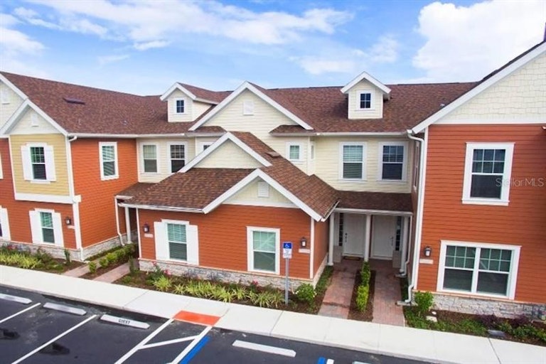 Photo 2 of 44 - 7528 Sunville Ave, Kissimmee, FL 34747