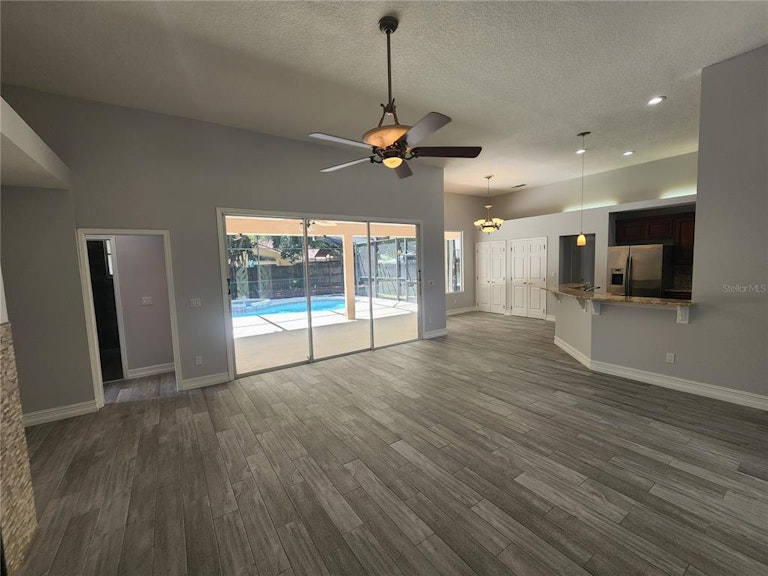 Photo 15 of 41 - 10095 Brandon Cir, Orlando, FL 32836