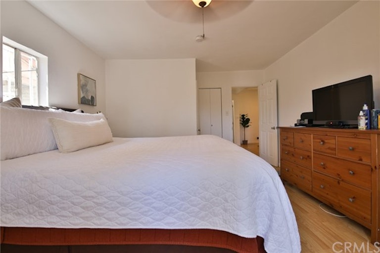 Photo 17 of 31 - 601 W 108th St, Los Angeles, CA 90044