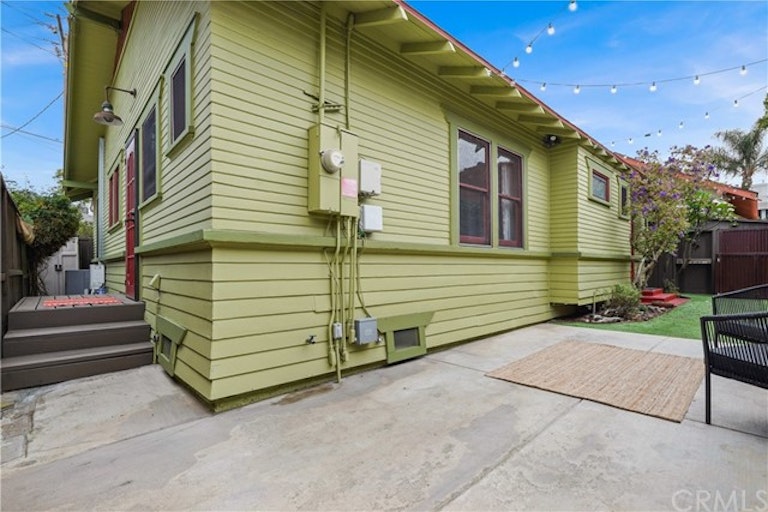 Photo 36 of 42 - 526 E 8th St, Long Beach, CA 90813