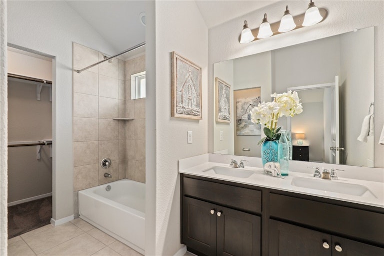 Photo 15 of 28 - 5848 Albireo Ave #101, Round Rock, TX 78665