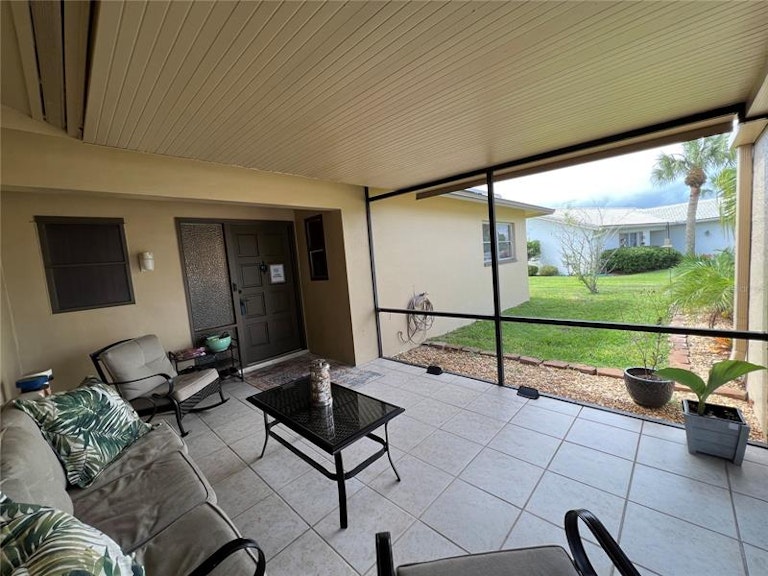 Photo 5 of 35 - 1618 Whithorn Pl, Palm Harbor, FL 34684