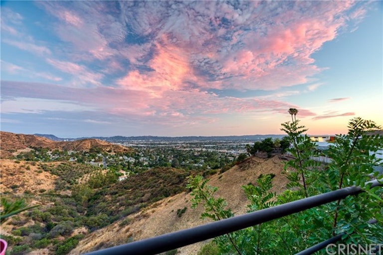 Photo 36 of 36 - 10366 Ormond St, Sunland, CA 91040