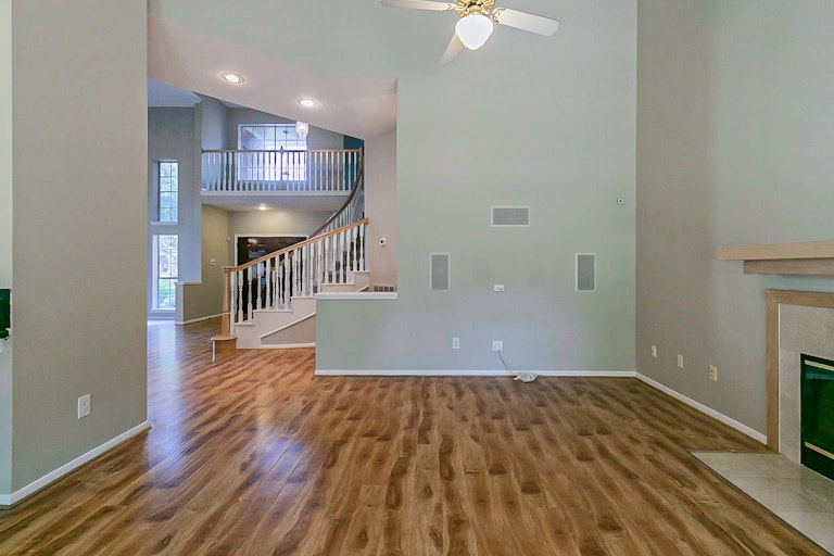 Photo 17 of 32 - 1603 Berkoff Dr, Sugar Land, TX 77479