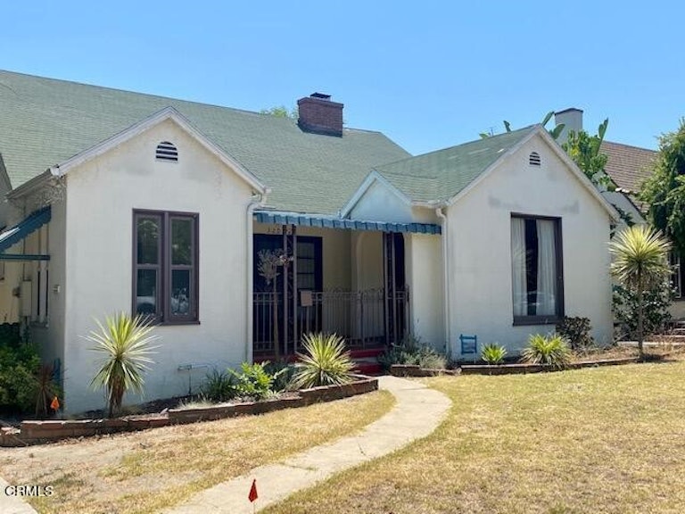 Photo 1 of 4 - 320 E Glenarm St, Pasadena, CA 91106
