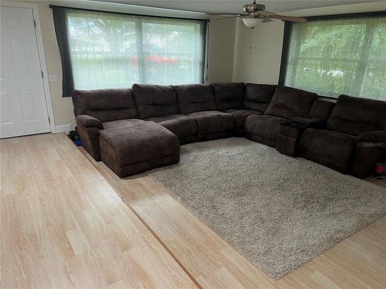 Photo 13 of 17 - 10542 Mary Lou Dr, Orlando, FL 32825