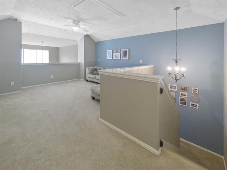 Photo 12 of 18 - 14127 Austin Hollow Ct, Houston, TX 77044