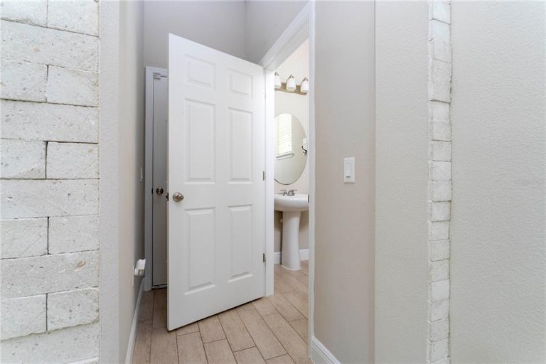 Photo 13 of 65 - 9313 Mira Valle Ln, Winter Garden, FL 34787