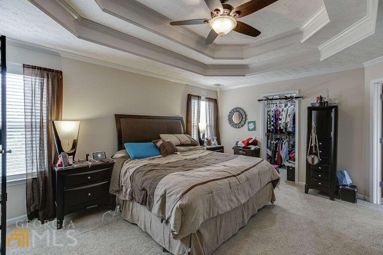 Photo 29 of 41 - 3248 Meadow Point Dr, Snellville, GA 30039