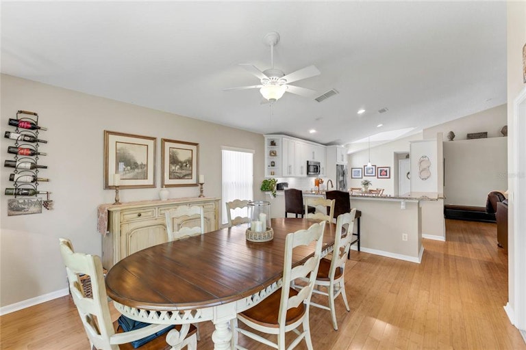 Photo 17 of 43 - 515 Sagecreek Ct, Winter Springs, FL 32708