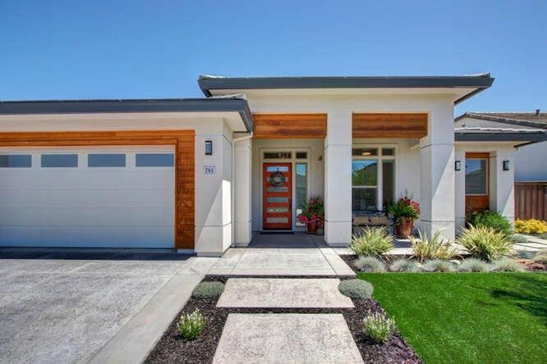 Photo 3 of 78 - 744 Oliver Ct, Folsom, CA 95630