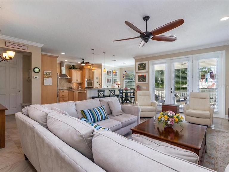Photo 4 of 25 - 632 Calle De Peru, Sarasota, FL 34242