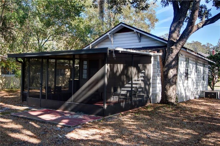Photo 21 of 22 - 2206 S Palmetto Ave, Sanford, FL 32771