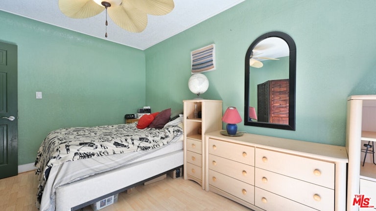 Photo 11 of 30 - 4000 Berenice Ave, Los Angeles, CA 90031