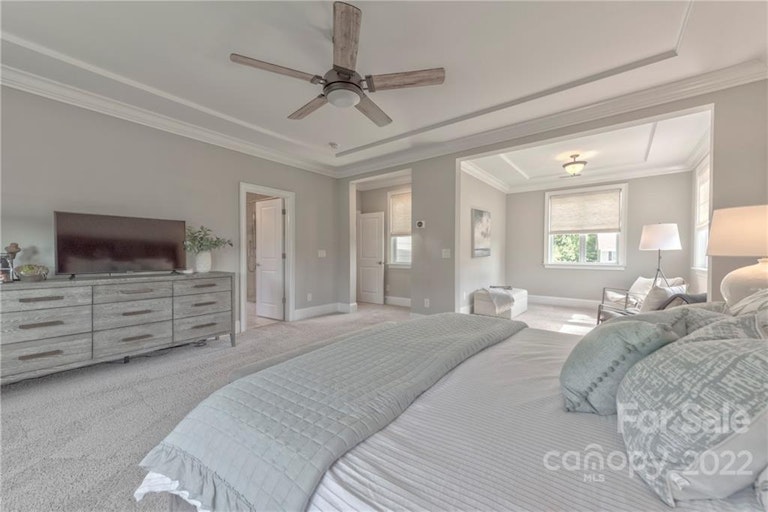 Photo 19 of 48 - 509 Lacebark Elm Ct, Matthews, NC 28104
