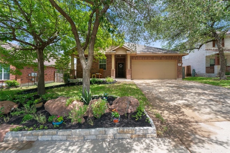 Photo 1 of 37 - 414 Las Colinas Dr, Leander, TX 78641