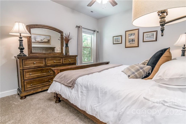 Photo 23 of 48 - 156 Wylie Trl, Statesville, NC 28677