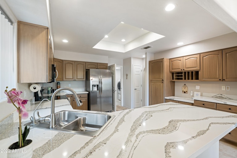 Photo 11 of 34 - 9492 E Anasazi Pl, Gold Canyon, AZ 85118