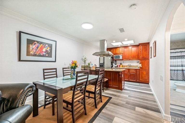 Photo 5 of 23 - 3122 Via Serena N Unit D, Laguna Woods, CA 92637