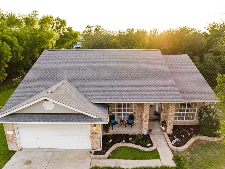 Photo 7 of 40 - 21004 Apache Plum Ln, Pflugerville, TX 78660