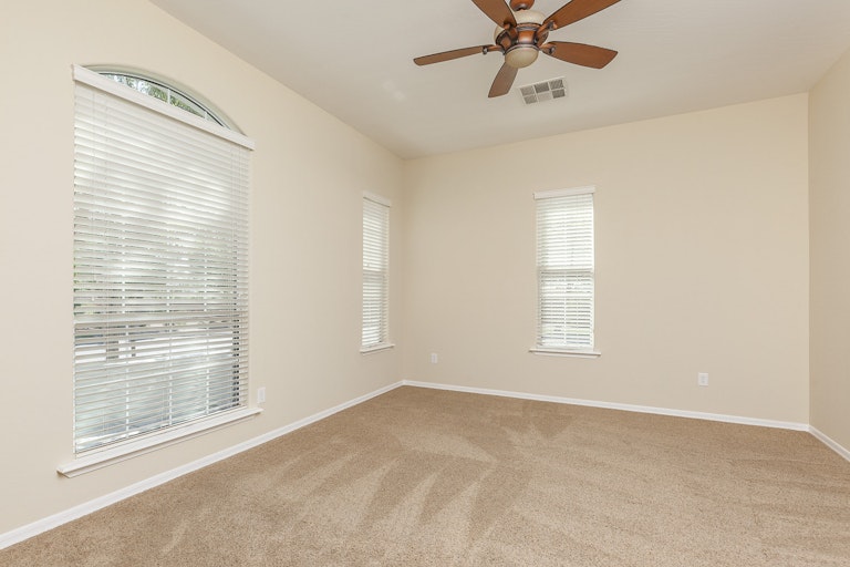 Photo 15 of 29 - 402 E Mead Dr, Chandler, AZ 85249