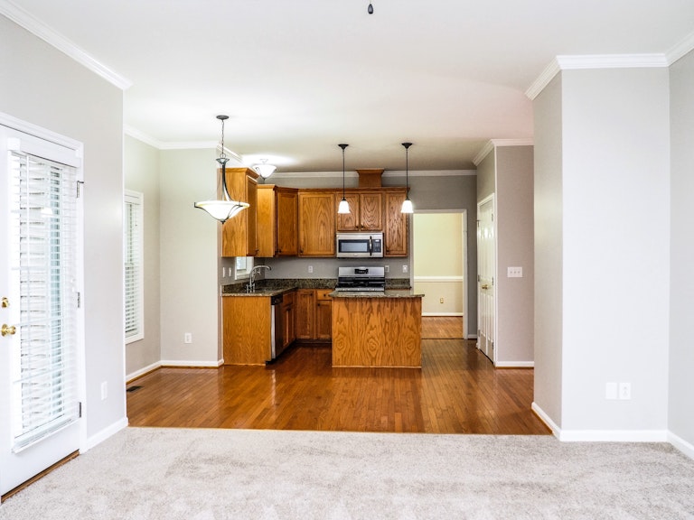 Photo 7 of 26 - 2610 Haventree Ct, Apex, NC 27502