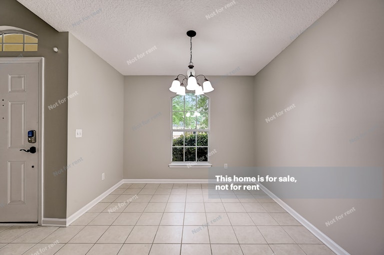 Photo 23 of 33 - 1088 Beckingham Dr, Saint Augustine, FL 32092