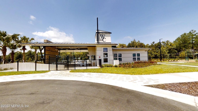 Photo 4 of 25 - 12090 Elderbank Dr, Jacksonville, FL 32256