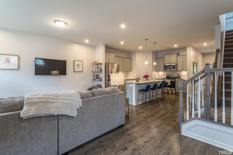 Photo 6 of 30 - 3700 Buffaloe Rd, Raleigh, NC 27604