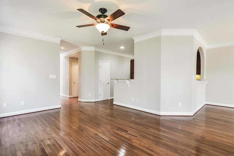 Photo 9 of 25 - 135 Florians Dr, Holly Springs, NC 27540