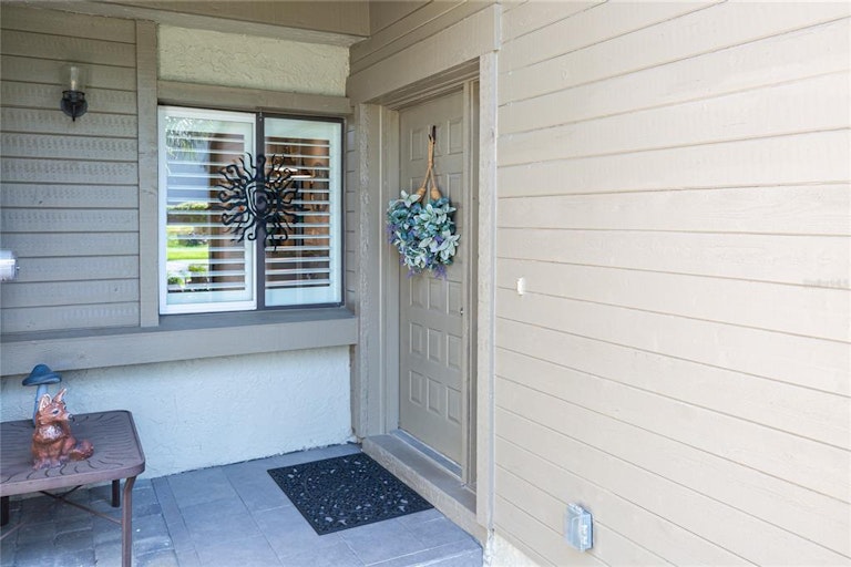 Photo 2 of 36 - 1992 Kenaston Rd, Maitland, FL 32751