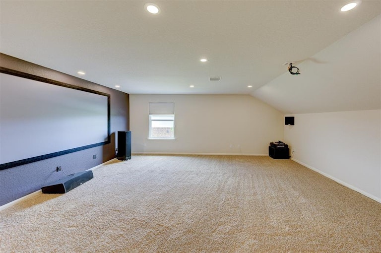 Photo 30 of 50 - 2240 Lakeway Dr, Friendswood, TX 77546