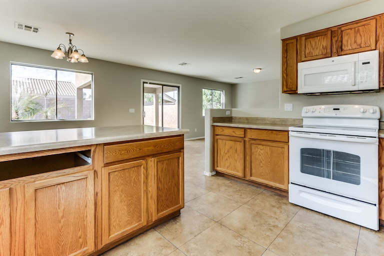 Photo 2 of 41 - 1830 S 106th Ave, Tolleson, AZ 85353