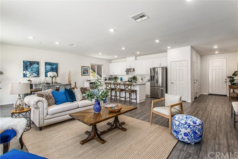 Photo 7 of 30 - 20852 Spring Mountain Rd, Riverside, CA 92507