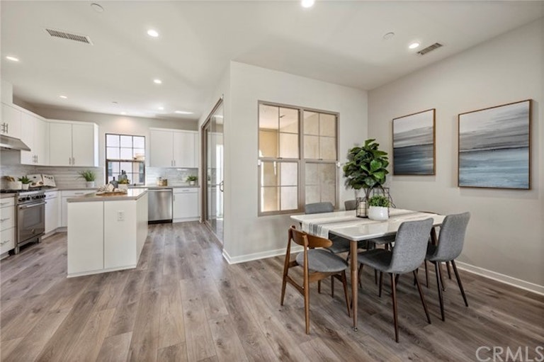Photo 9 of 31 - 219 Elkhorn, Irvine, CA 92618