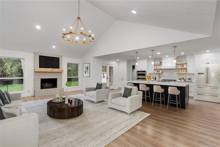 Photo 8 of 48 - 1924 Foxtail Pl, Spring, TX 77380