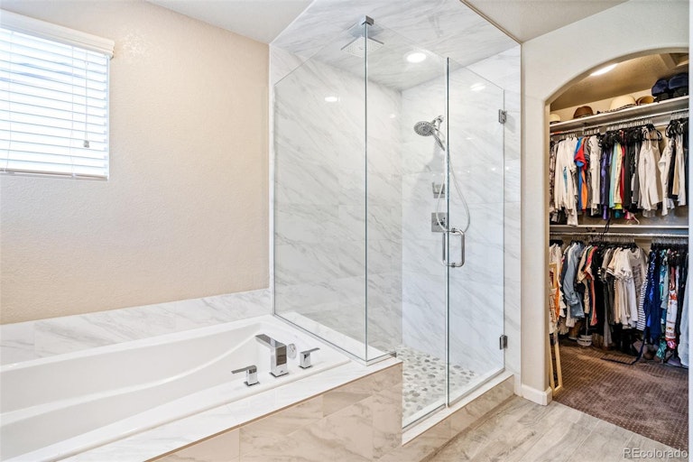 Photo 24 of 40 - 2347 S Loveland St, Denver, CO 80228