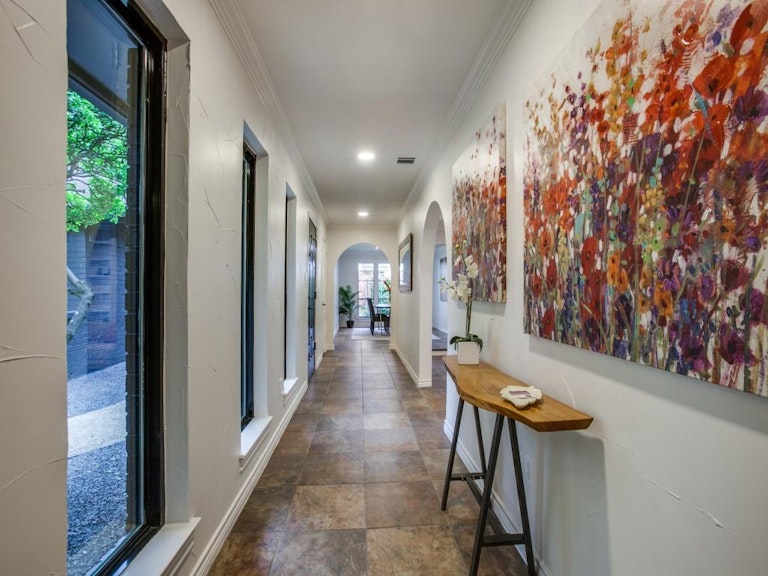 Photo 5 of 22 - 3625 Candelaria Dr, Plano, TX 75023