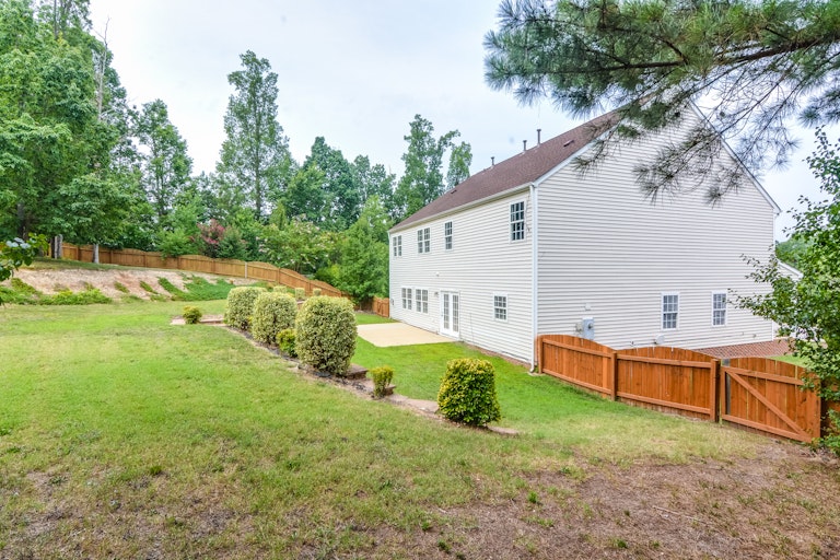 Photo 21 of 21 - 1006 Cantrell Ln, Apex, NC 27502