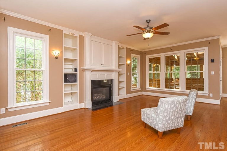 Photo 2 of 34 - 3912 Heritage View Trl, Wake Forest, NC 27587