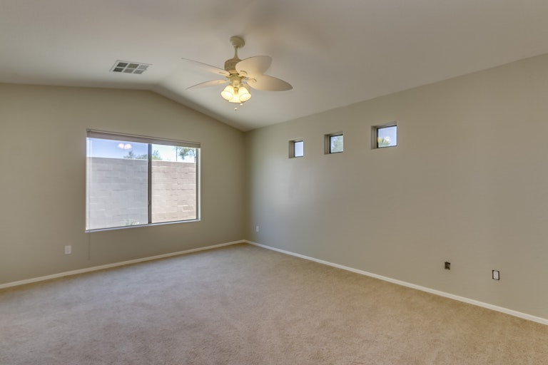 Photo 19 of 35 - 27427 N 63rd Dr, Phoenix, AZ 85083