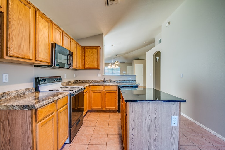 Photo 2 of 19 - 5808 E Brown Rd #25, Mesa, AZ 85205