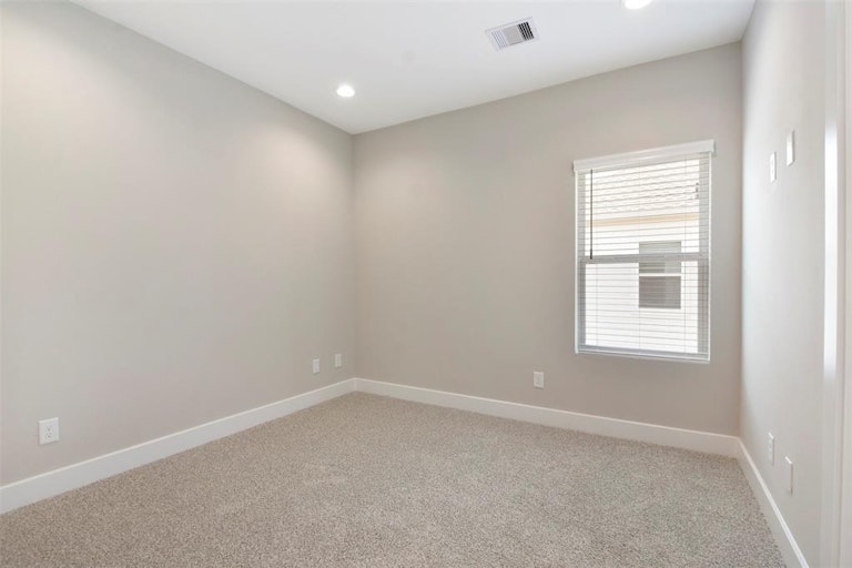 Photo 22 of 34 - 8313 Brecha Ln, Houston, TX 77055