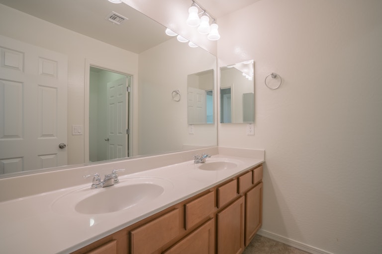 Photo 27 of 33 - 11705 W Maui Ln, El Mirage, AZ 85335