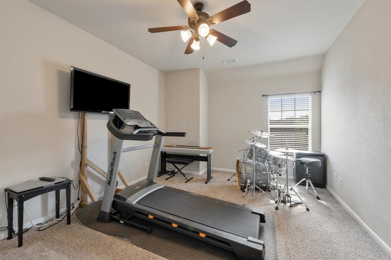 Photo 24 of 39 - 333 Grand Creek Dr, League City, TX 77573